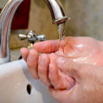 La mitad de los hogares del país no tiene acceso a uno de los servicios básicos