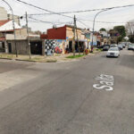 Una policía baleada y tres delincuentes detenidos tras robar un auto en Lanús