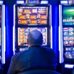 Prohíben el ingreso de deudores alimentarios a bingos y casinos de la Provincia