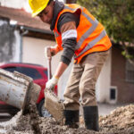 Construyen veredas en zonas claves de Lamadrid y Turdera